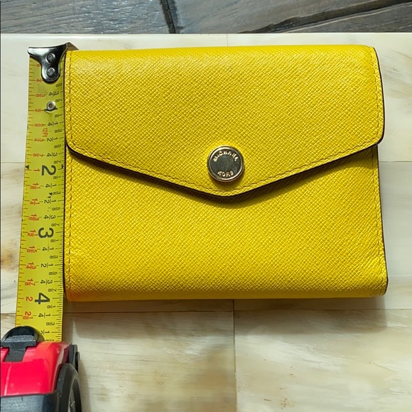 MICHAEL KORS WALLET EXCELLENT CONDITION LIKE NEW - Picture 6 of 6